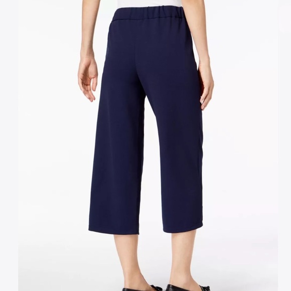 🔥MAISON JULES🔥Pull-On Tie-Waist Cropped Career Pants Navy Medium NWT - Picture 2 of 5